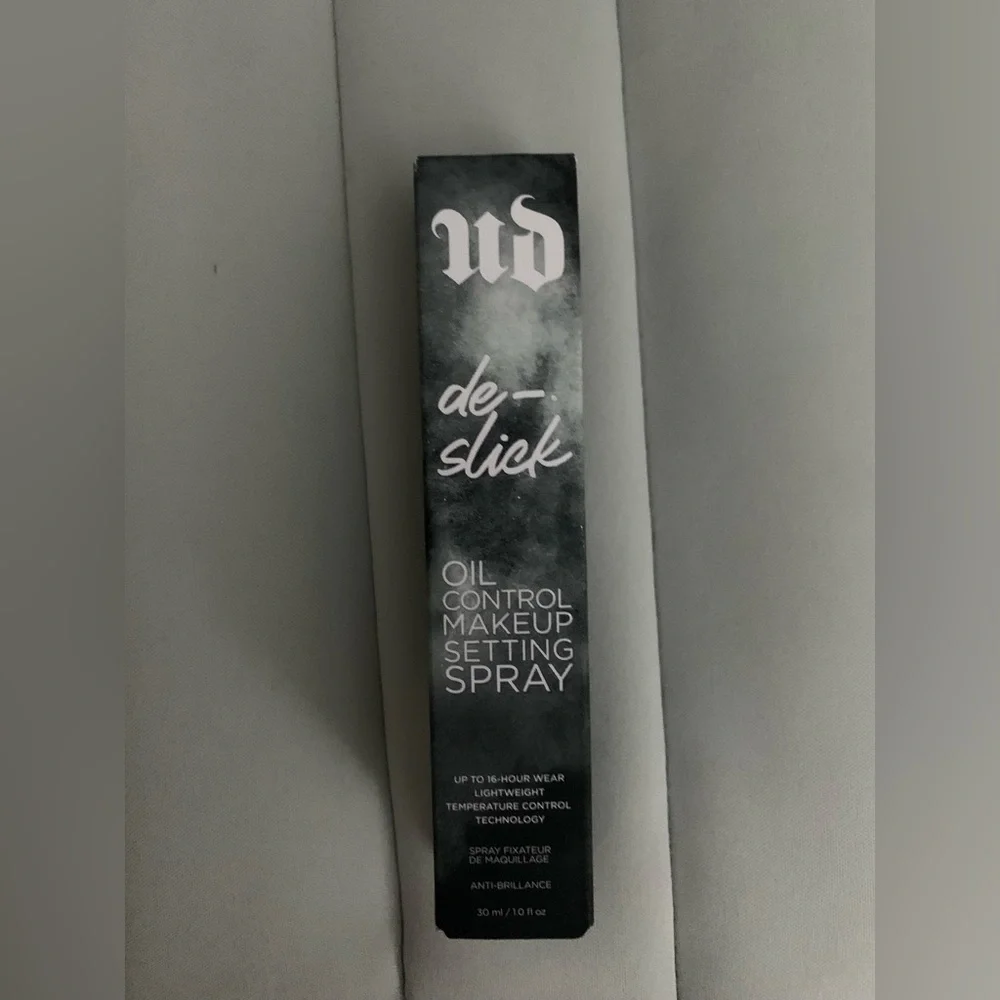 Urban Decay De-Slick Oil Control Makeup Setting Spray - 30ml BNIB